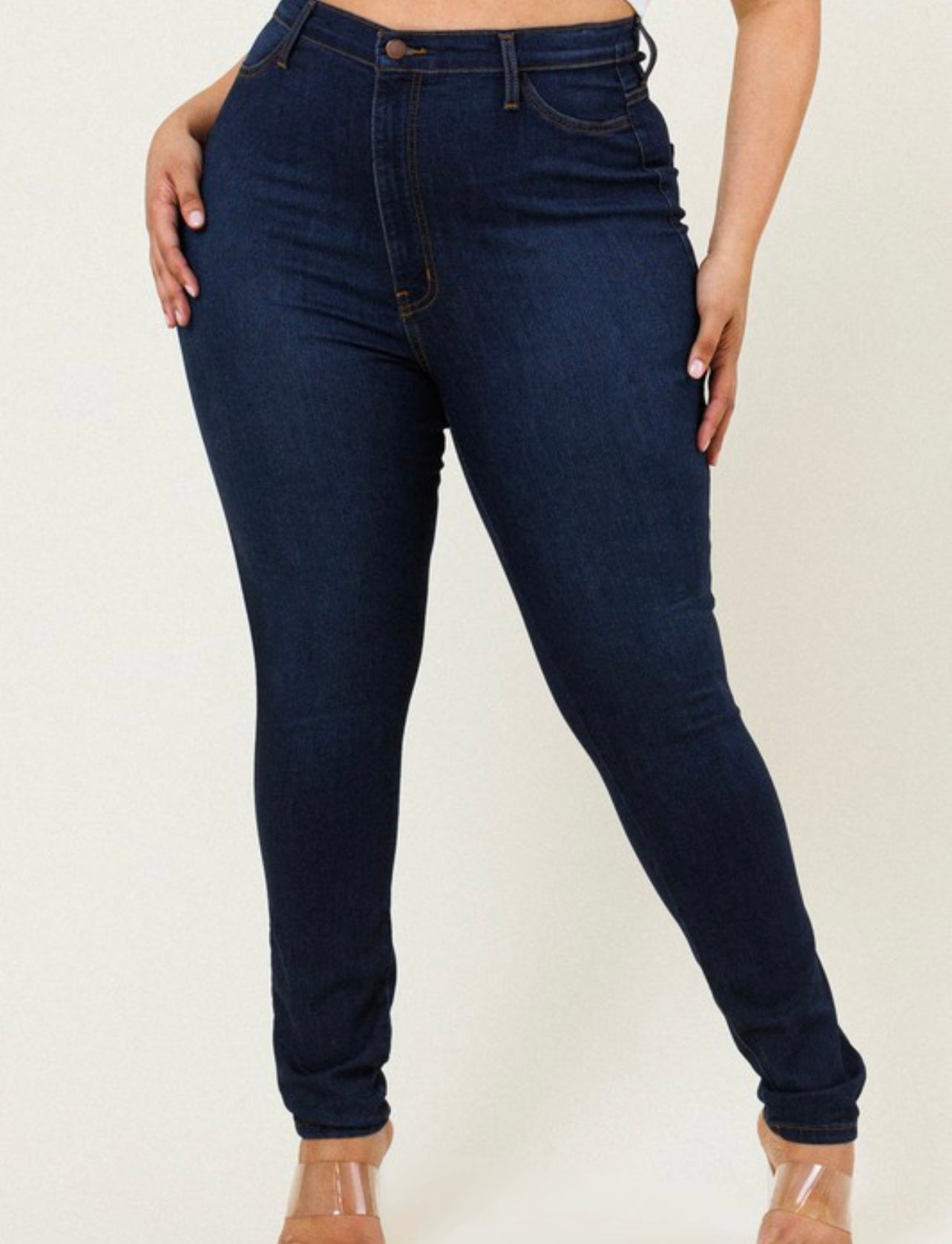 Classic Skinny Jean Plus - Ari Belle Estilos