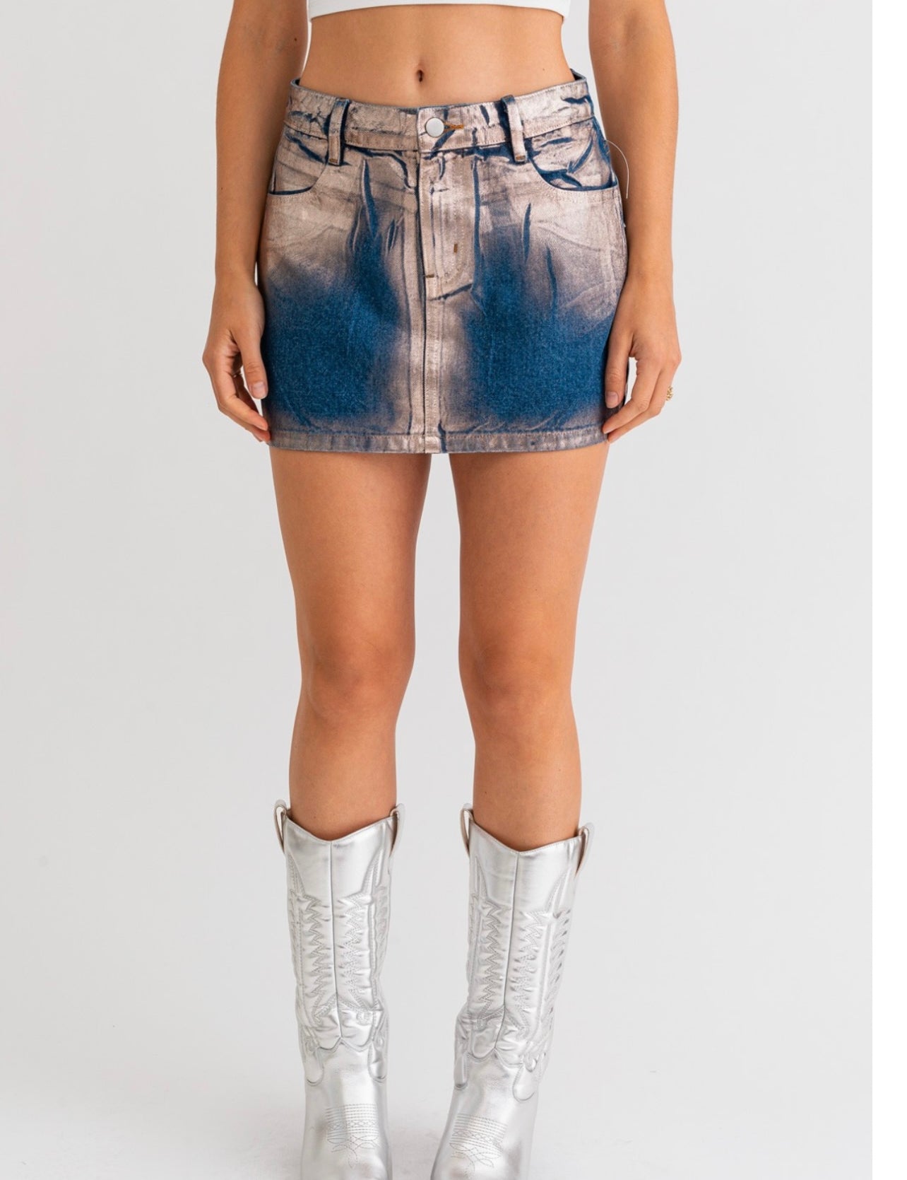 Metallic denim skirt - Ari Belle Estilos