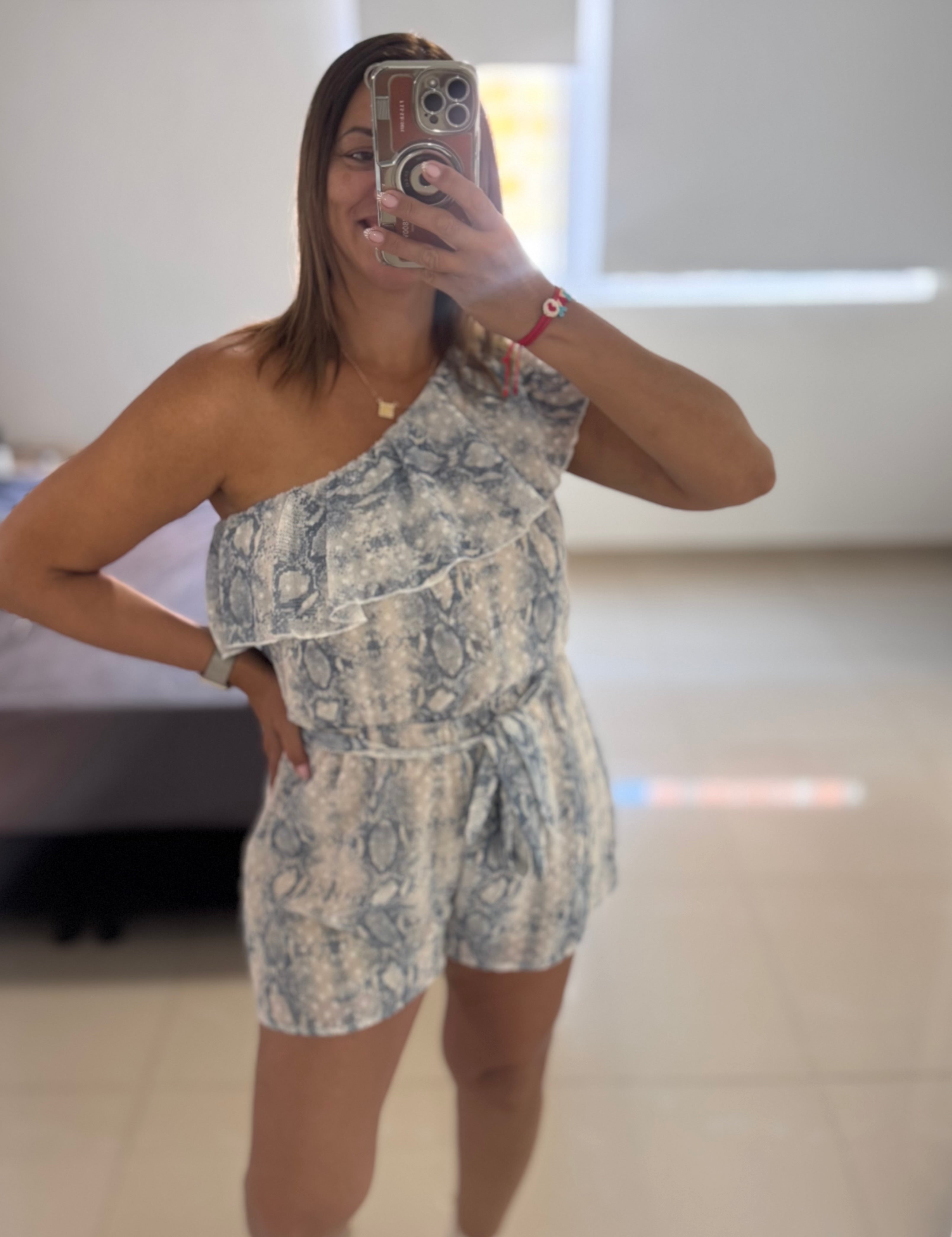 Bora Ruffle Romper - Ari Belle Estilos
