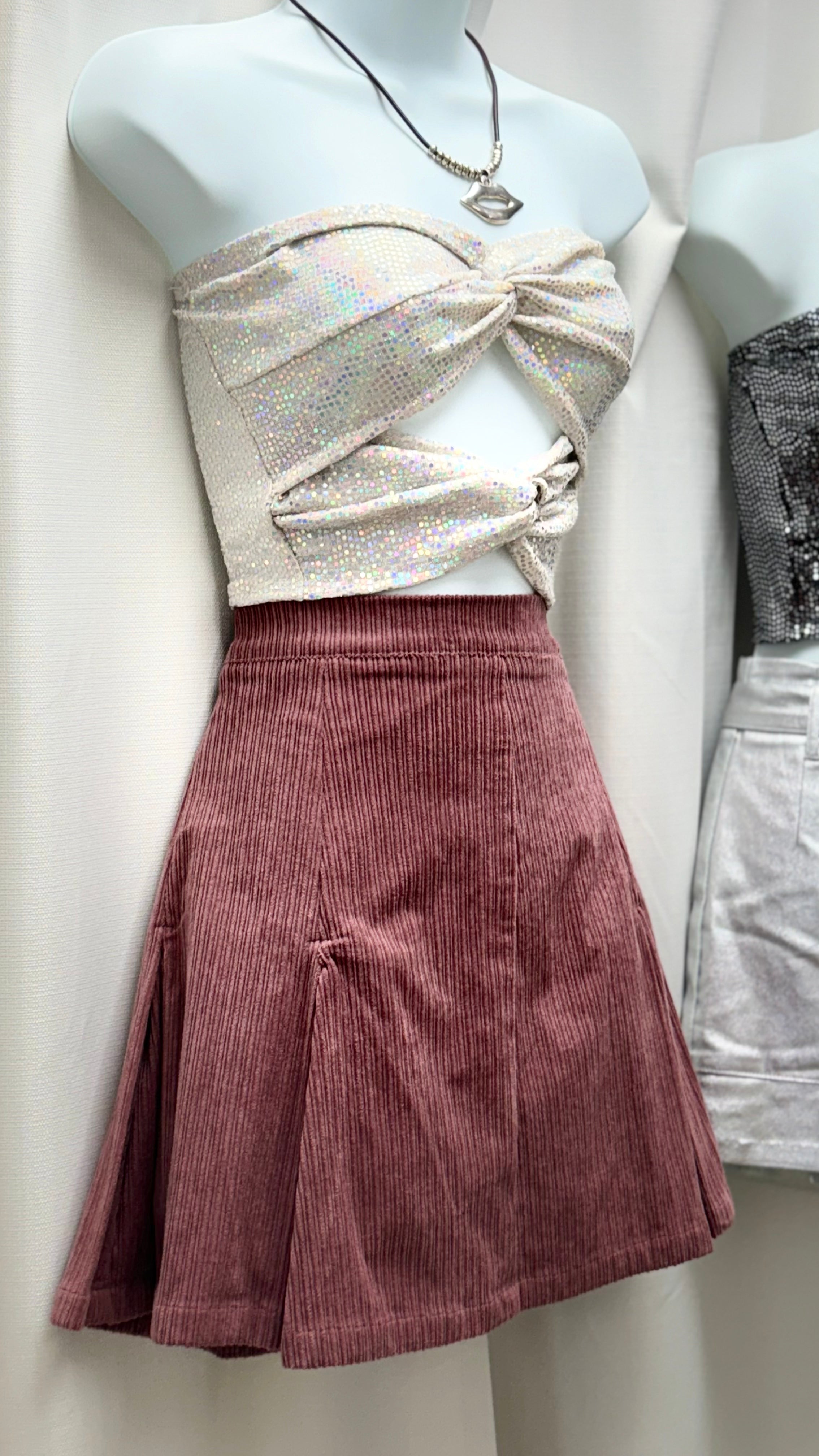 Sequins Twist Top - Ari Belle Estilos