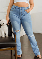 Slim bootcut Jean Plus - Ari Belle Estilos
