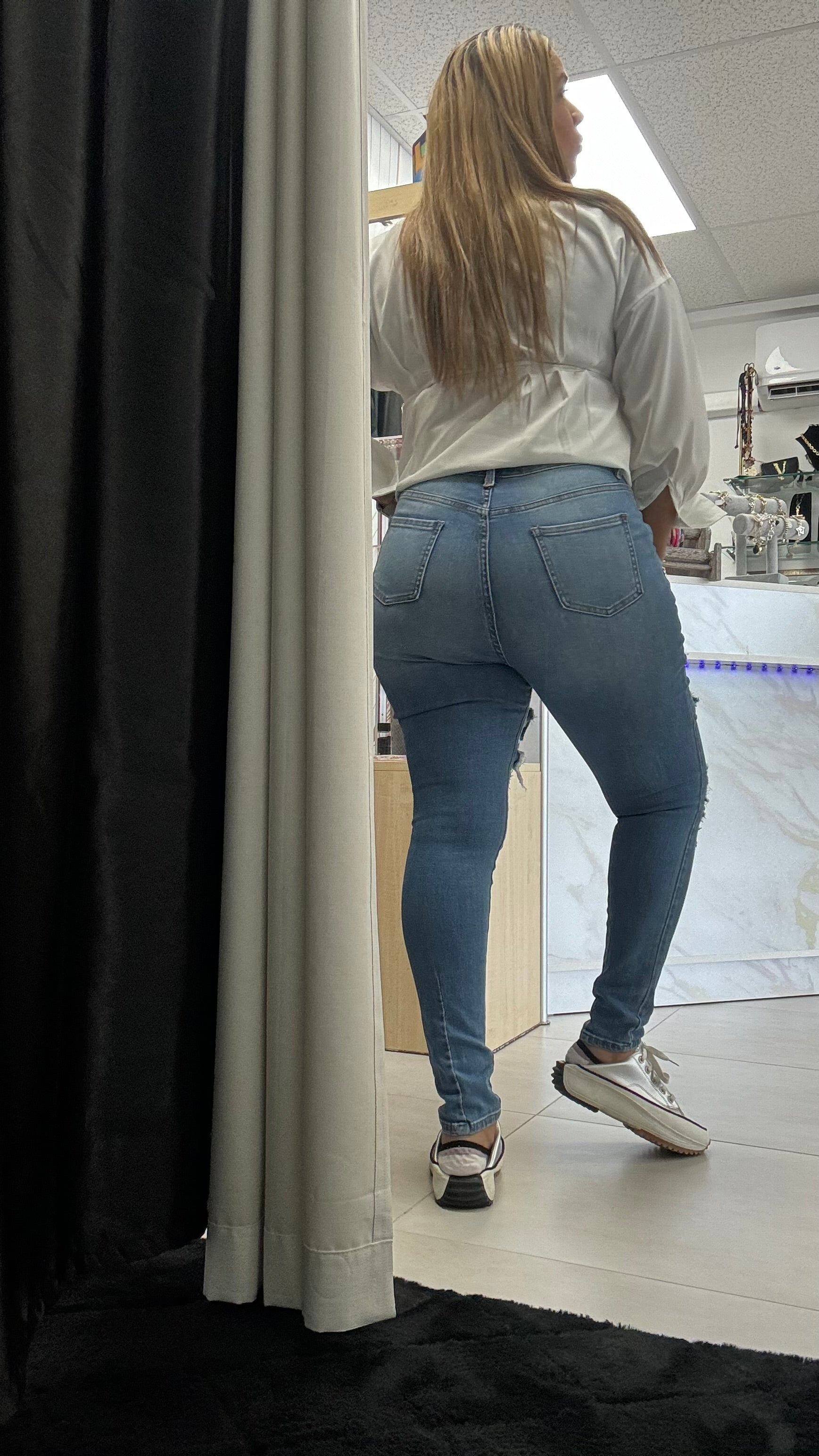 Lovely high rise Jeans - Ari Belle Estilos