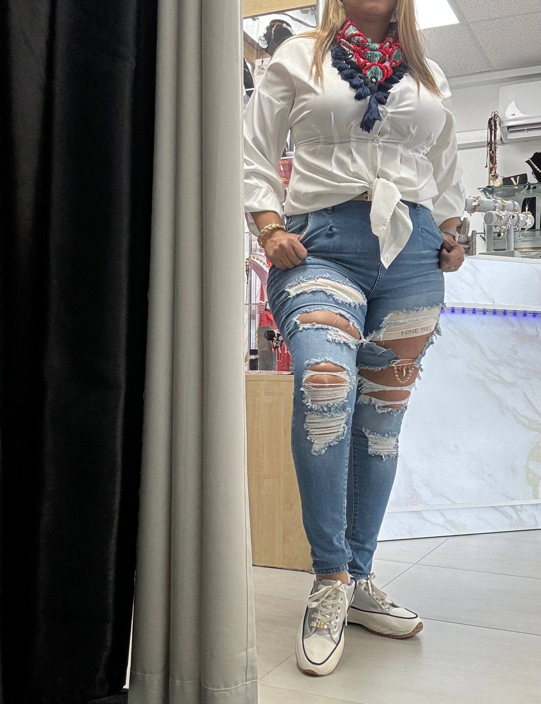 Lovely high rise Jeans - Ari Belle Estilos
