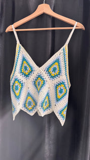 Crochet tank - Ari Belle Estilos