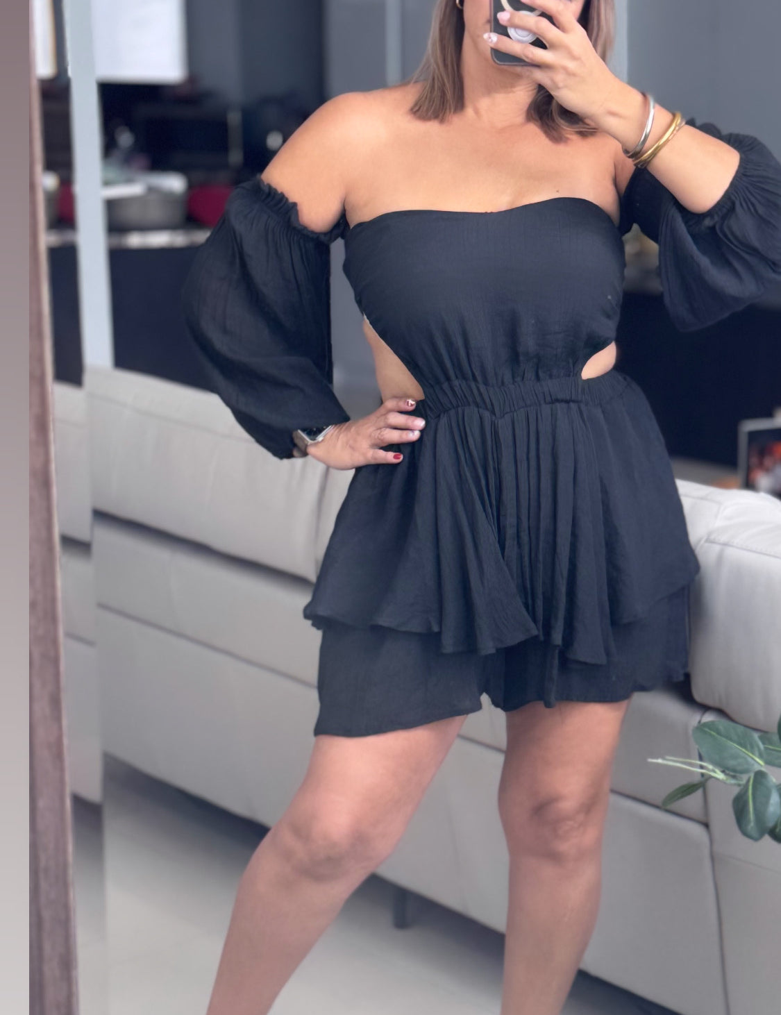 Ann Black Romper - Ari Belle Estilos