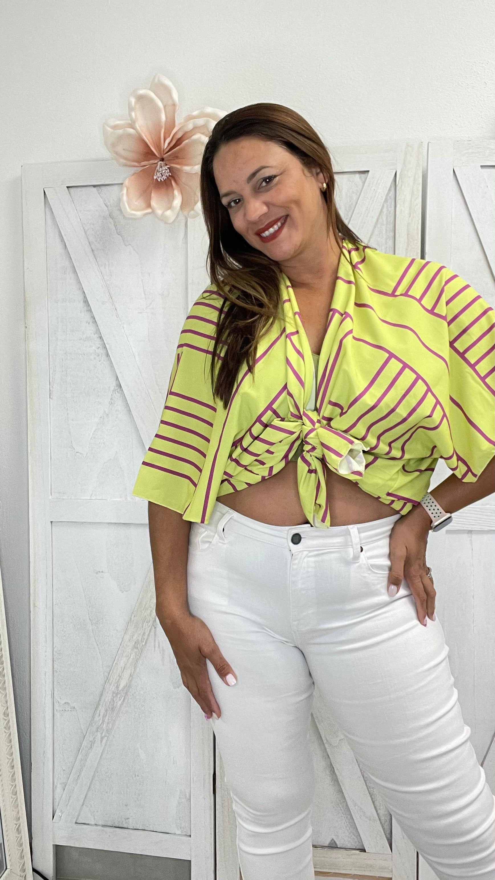 Lime Cardigan Blouse - Ari Belle Estilos