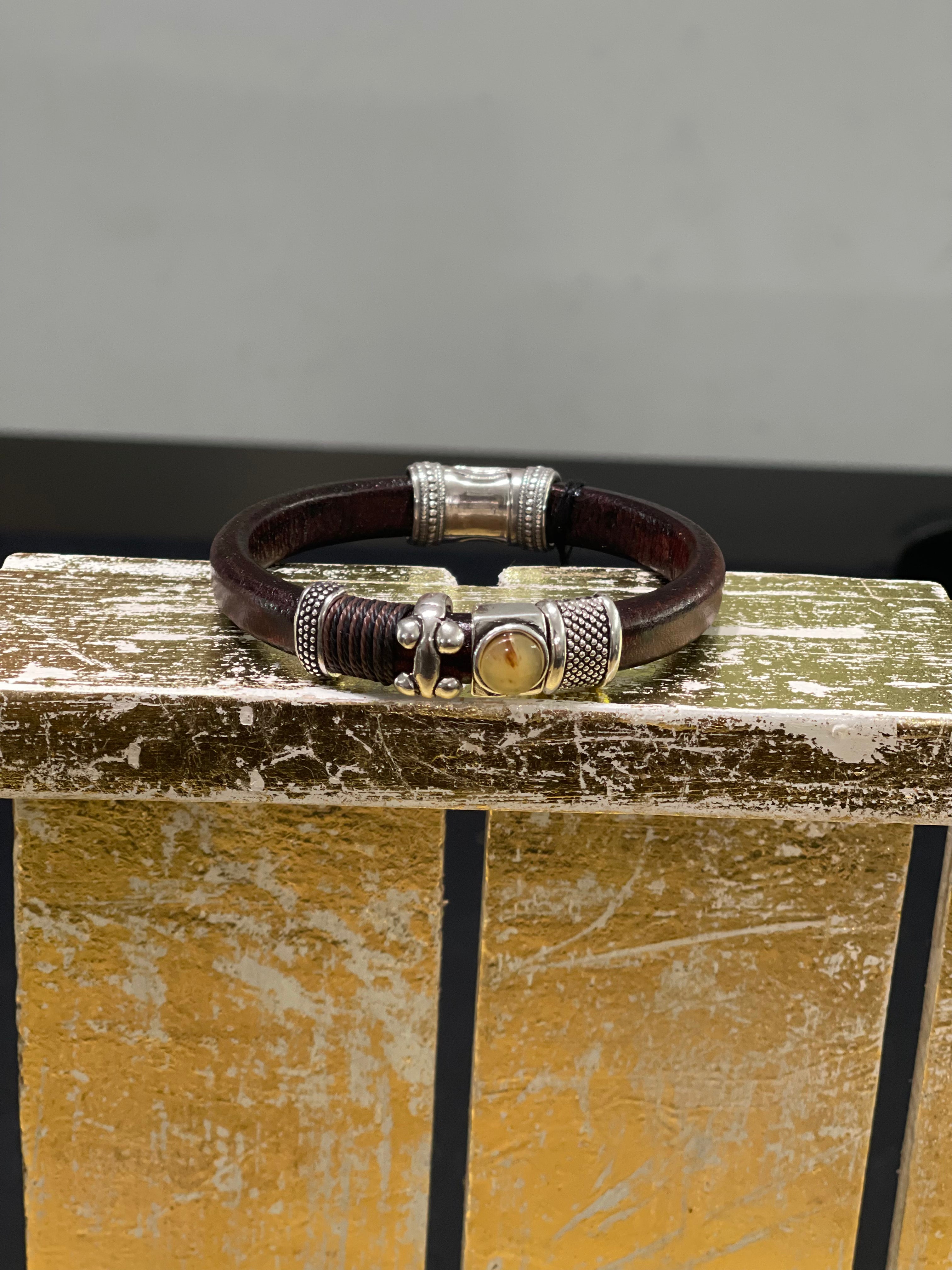 Urban style stone bracelet - Ari Belle Estilos