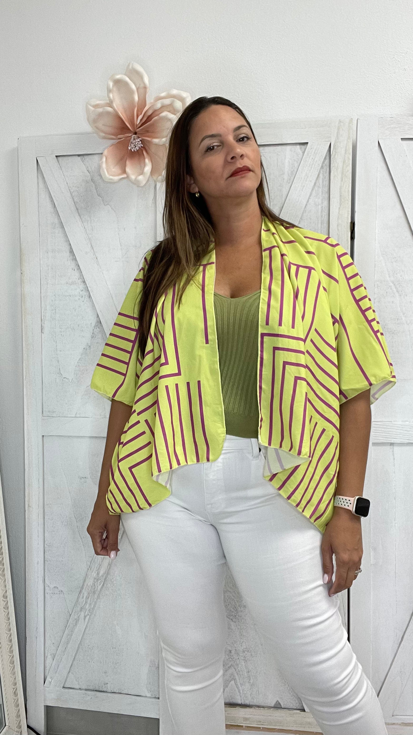 Lime Cardigan Blouse - Ari Belle Estilos