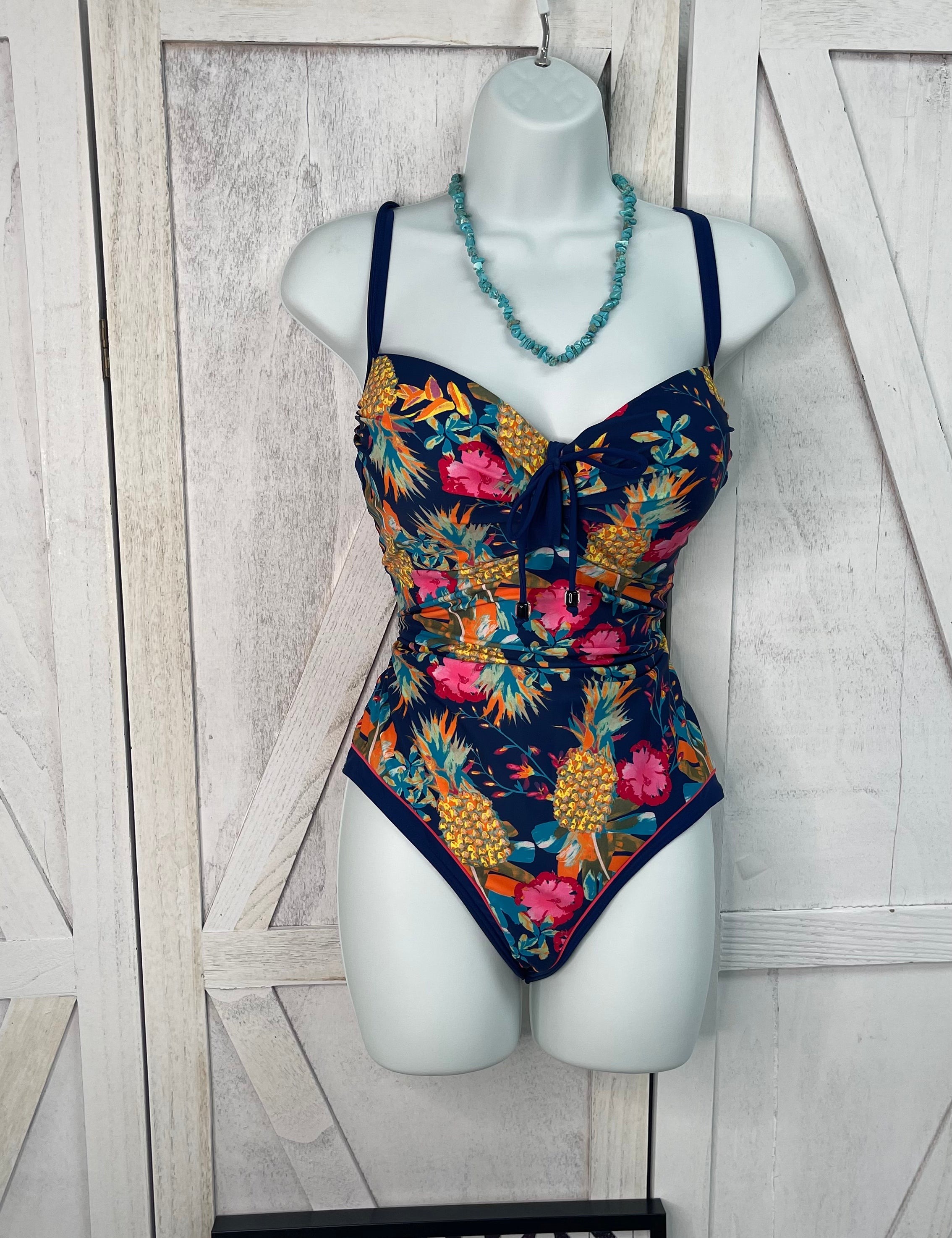 Tropical Swimsuit - Ari Belle Estilos