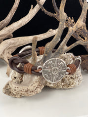 Compass bracelet - Ari Belle Estilos