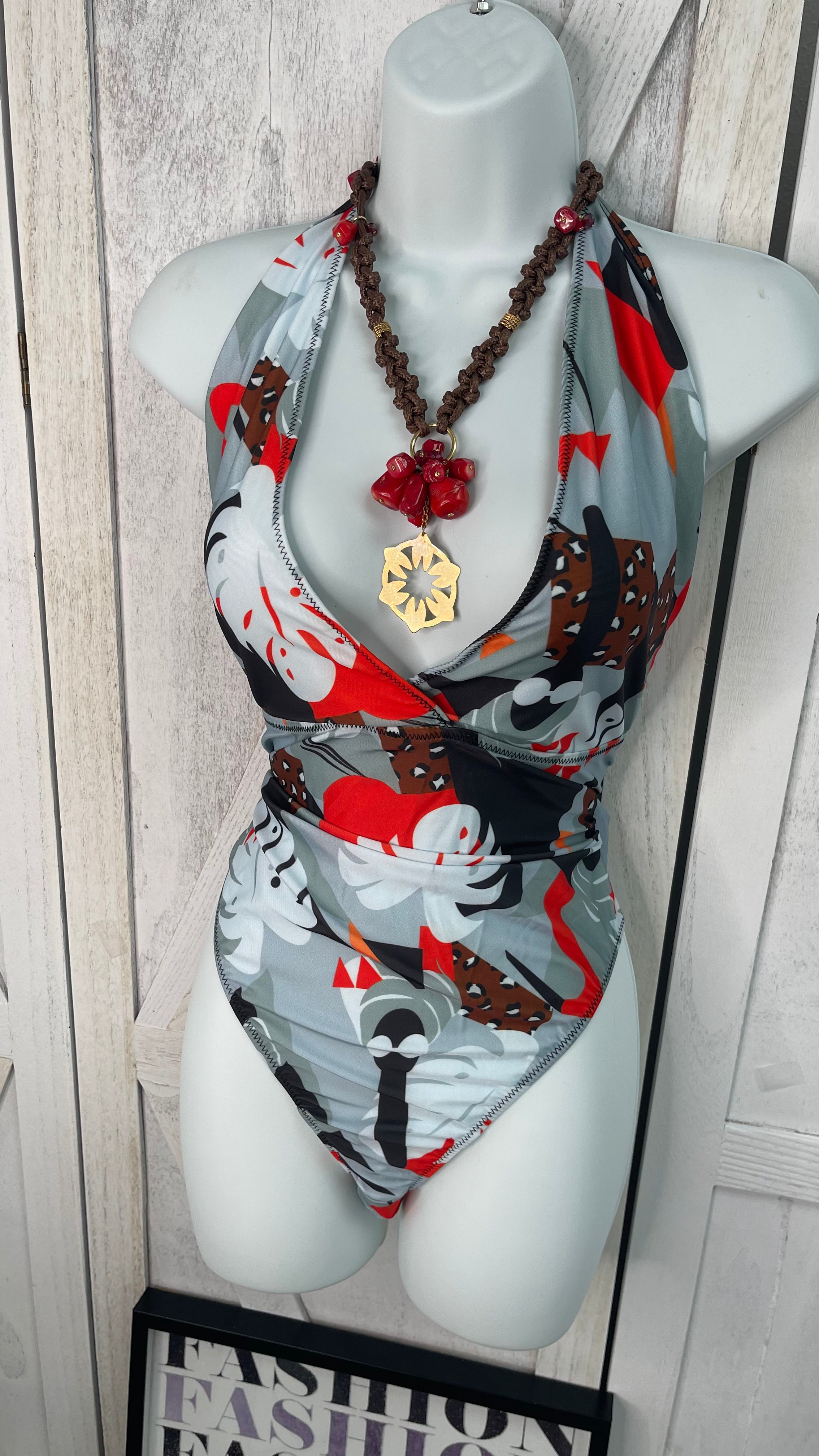 Lace-up Halter Swimsuit - Ari Belle Estilos