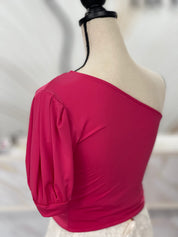 One Shoulder Rose - Ari Belle Estilos