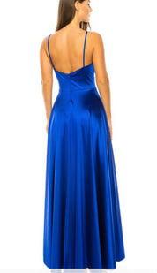 Royal Dress - Ari Belle Estilos