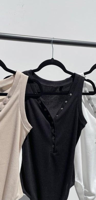 Miss Black Bodysuit - Ari Belle Estilos