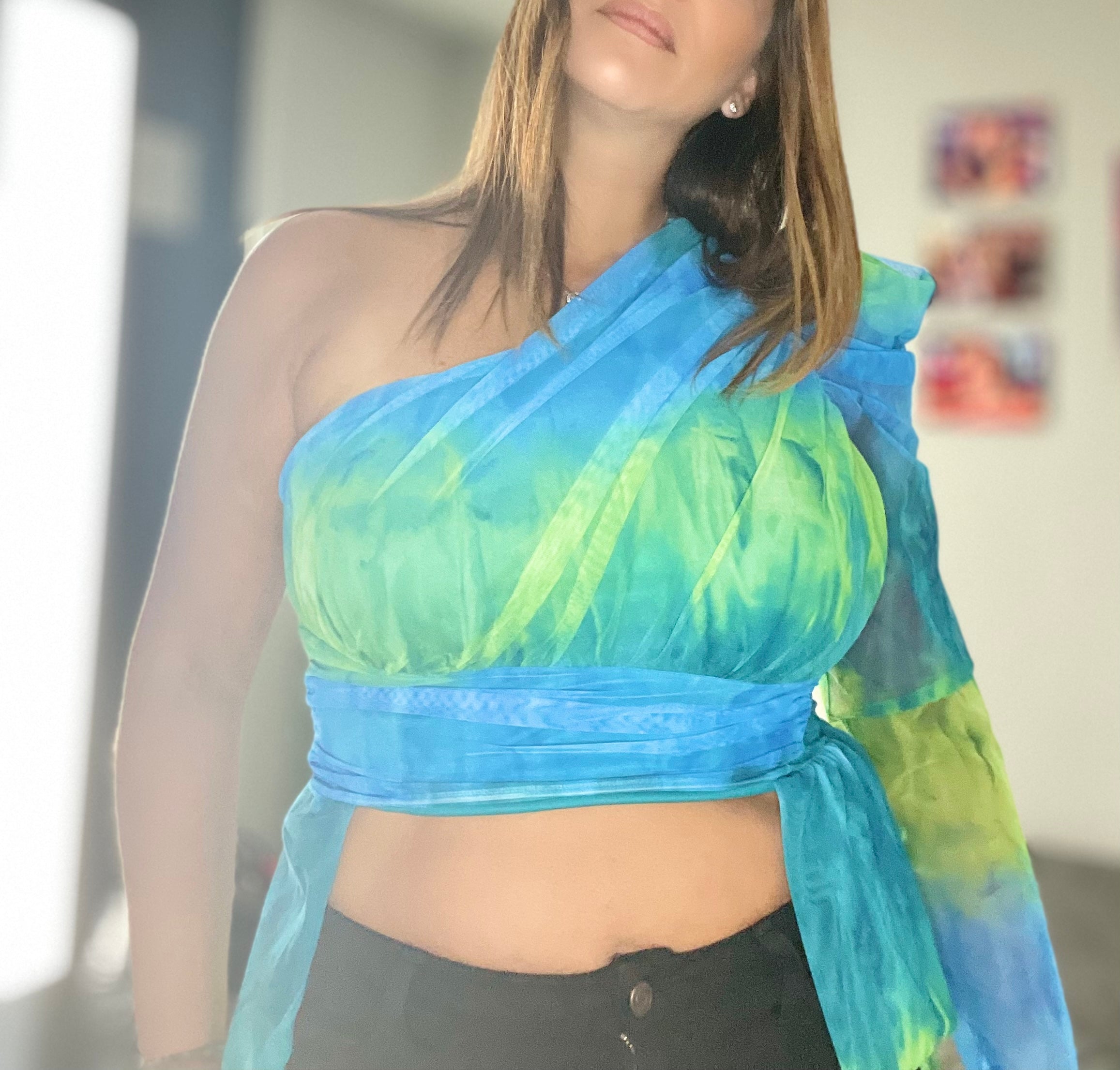 Tie Dye One Shoulder - Ari Belle Estilos