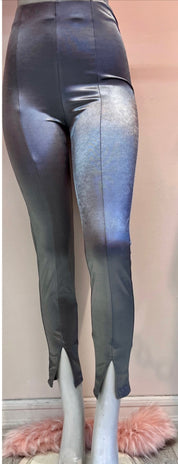 Metallic leggings - Ari Belle Estilos