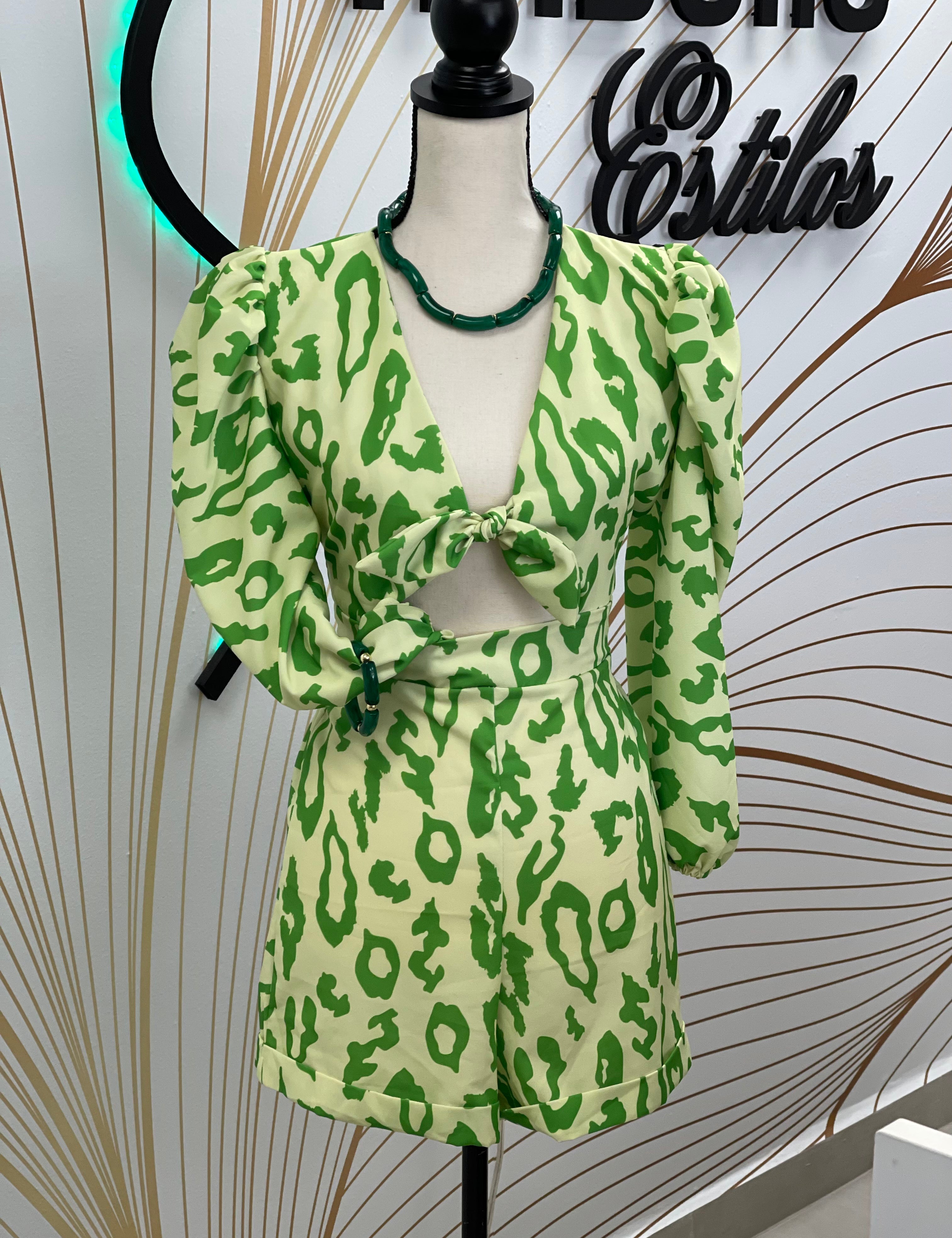 Natalia Petite Romper Green - Ari Belle Estilos
