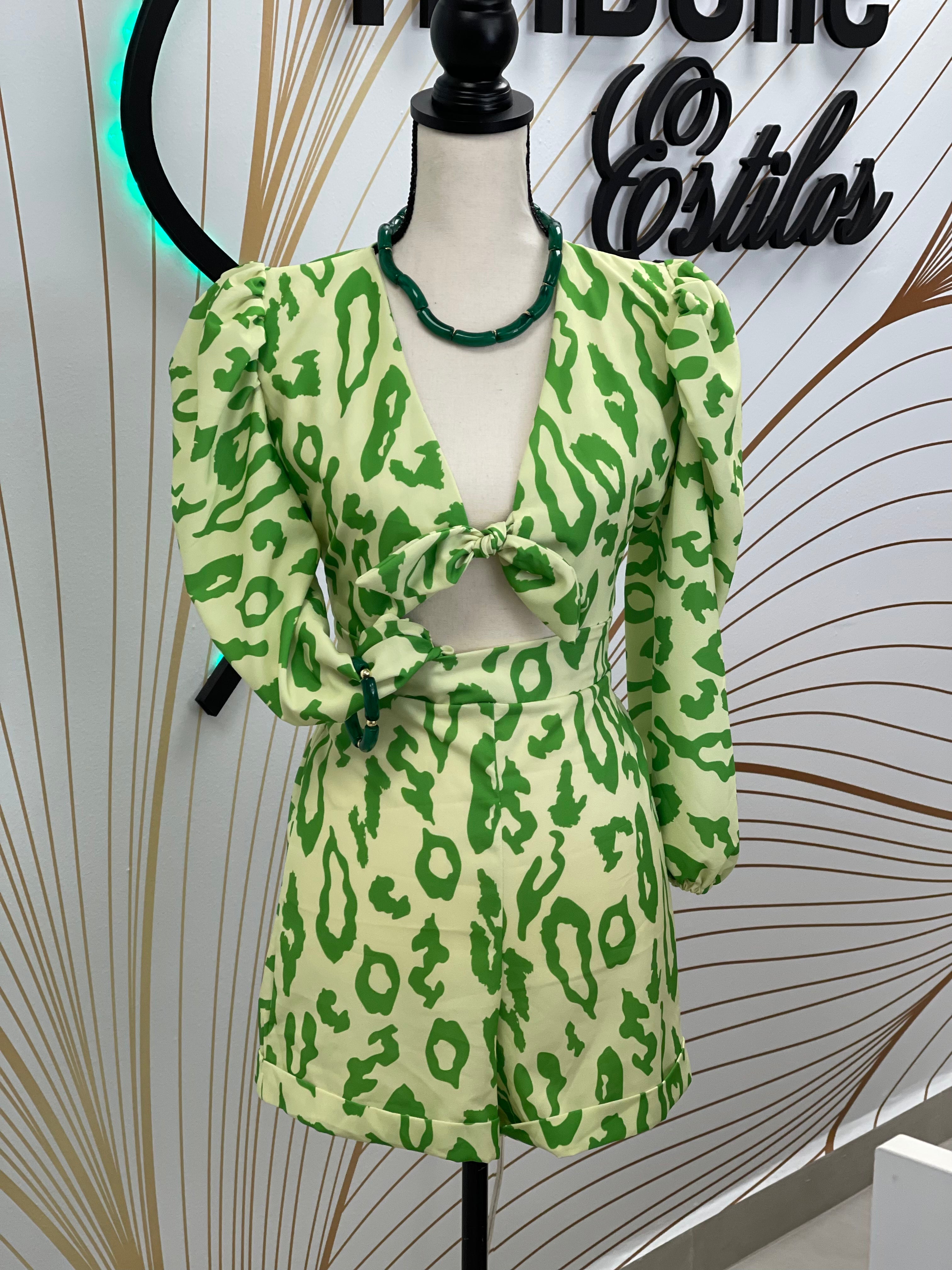 Natalia Petite Romper Green - Ari Belle Estilos
